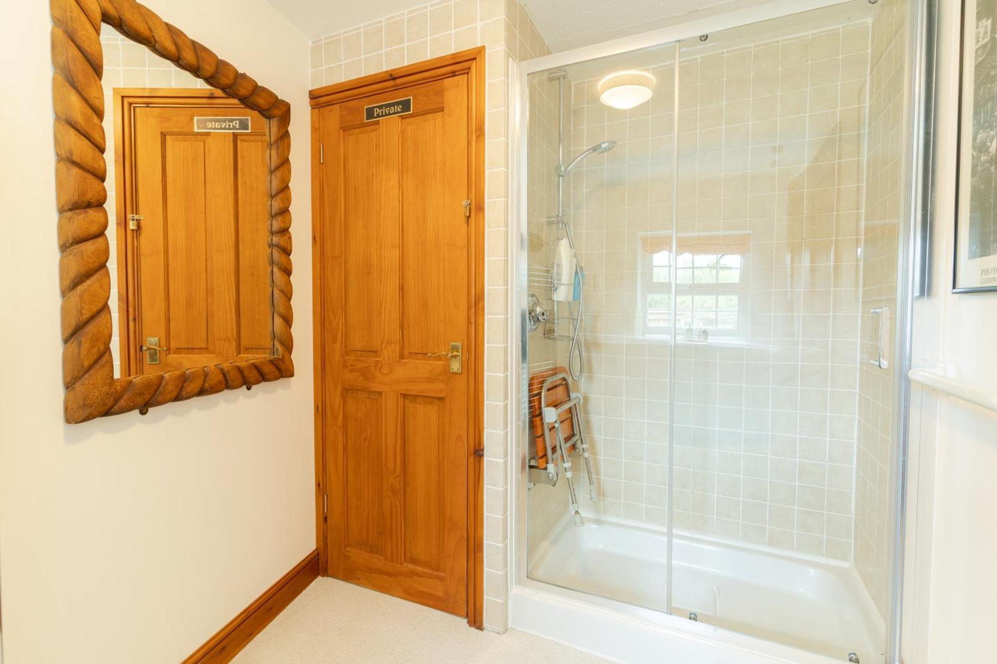 Lolgorien, West Cornwall, Sleeps 8 Villa