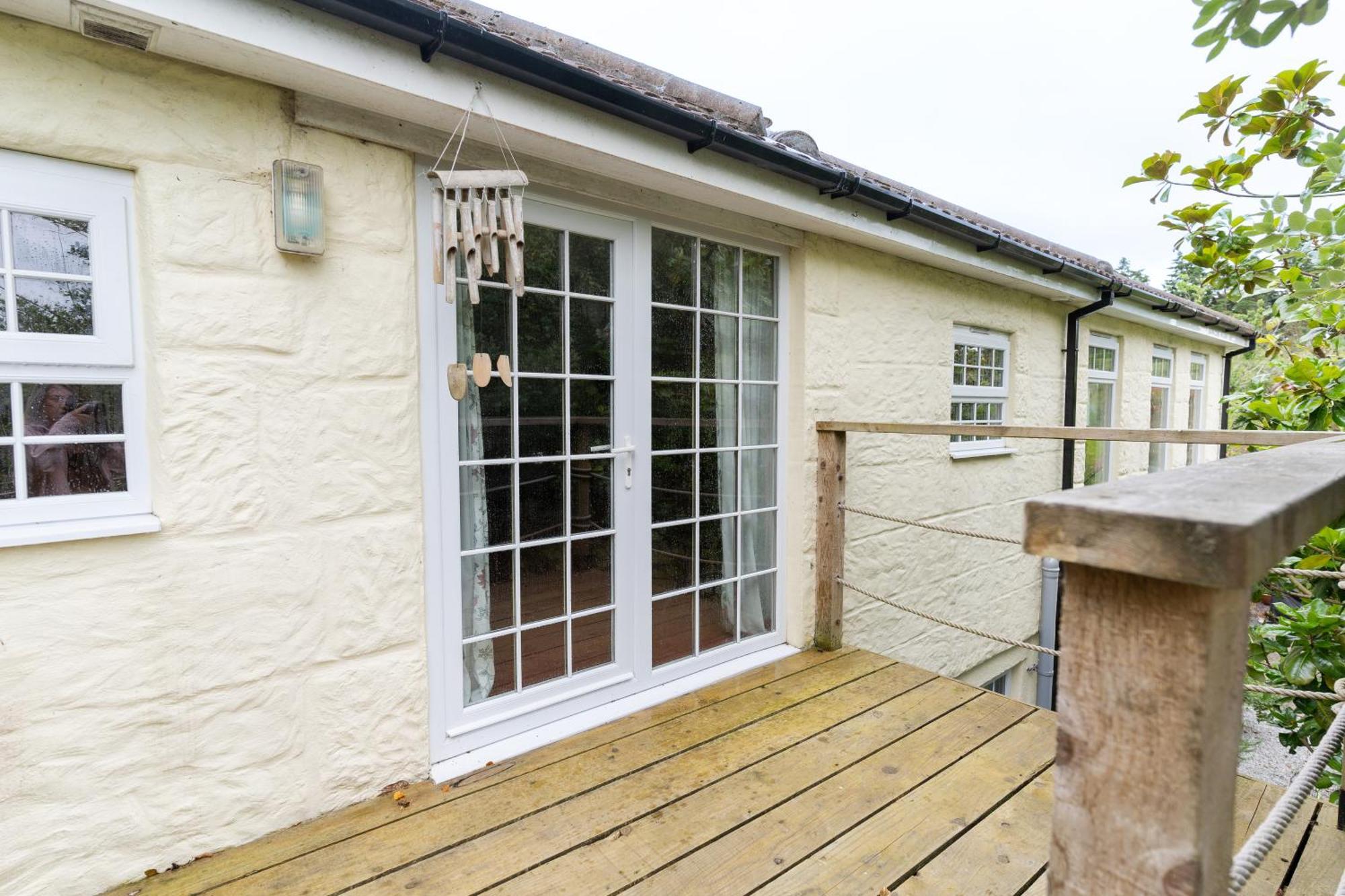 Lolgorien, West Cornwall, Sleeps 8