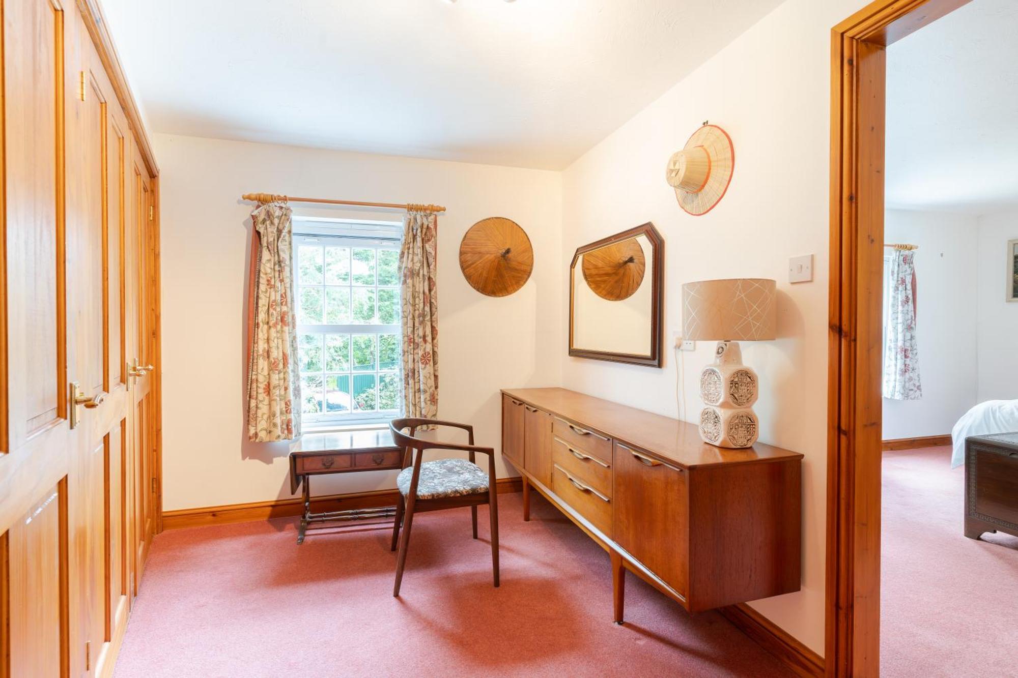 Lolgorien, West Cornwall, Sleeps 8