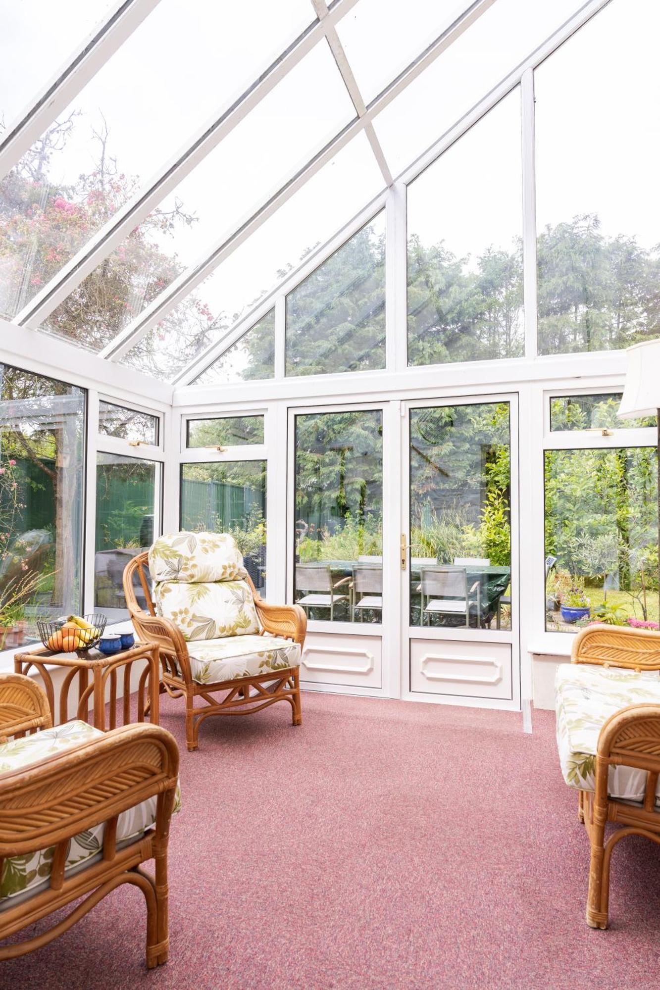Lolgorien, West Cornwall, Sleeps 8 *